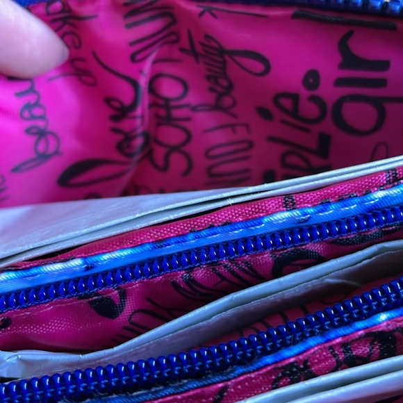 SOHO Beauty 3 purse wristlet makeup bag purse NWT - Picture 6 of 8